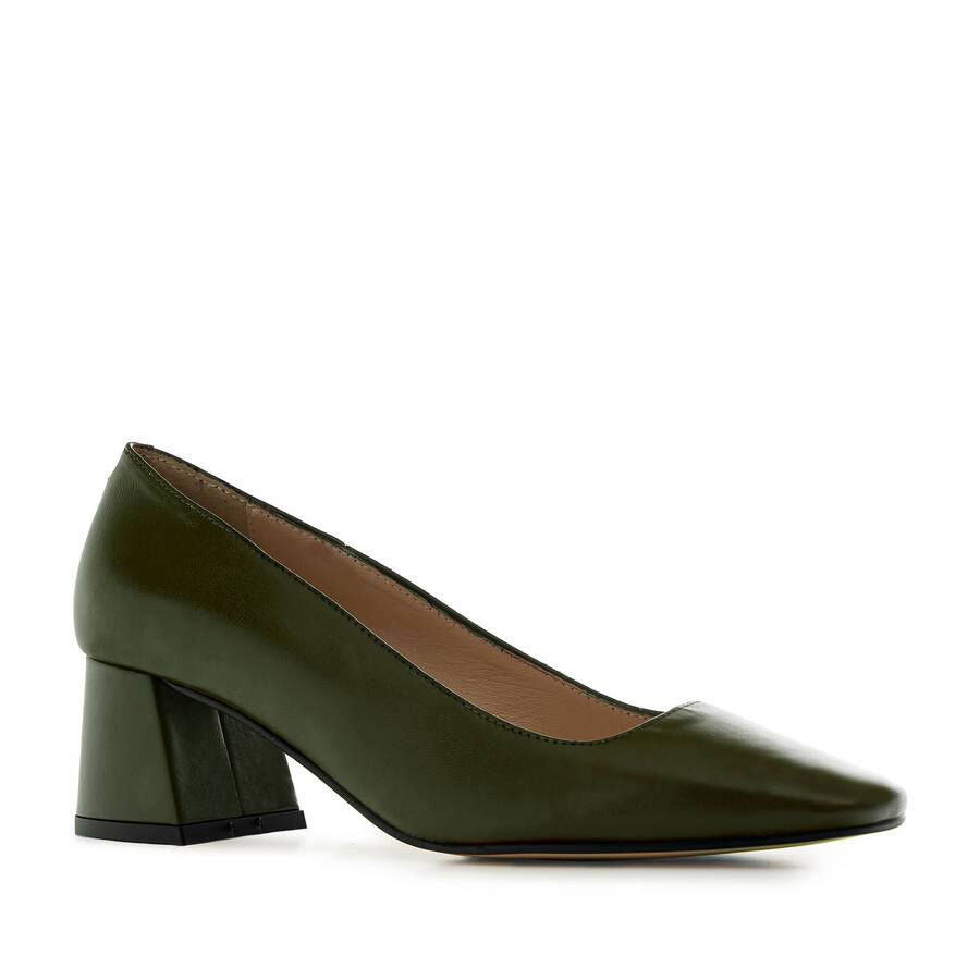 Court Shoes in Khaki Leather 