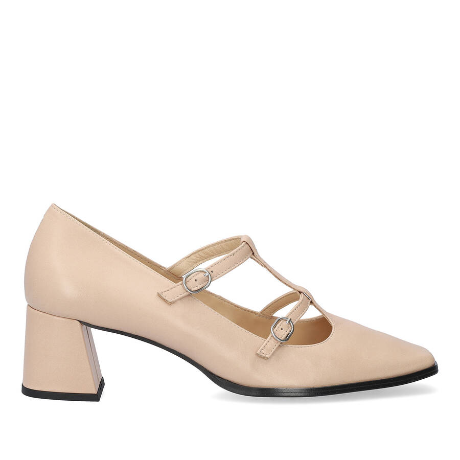 Court sand colour leather heeled shoes. 