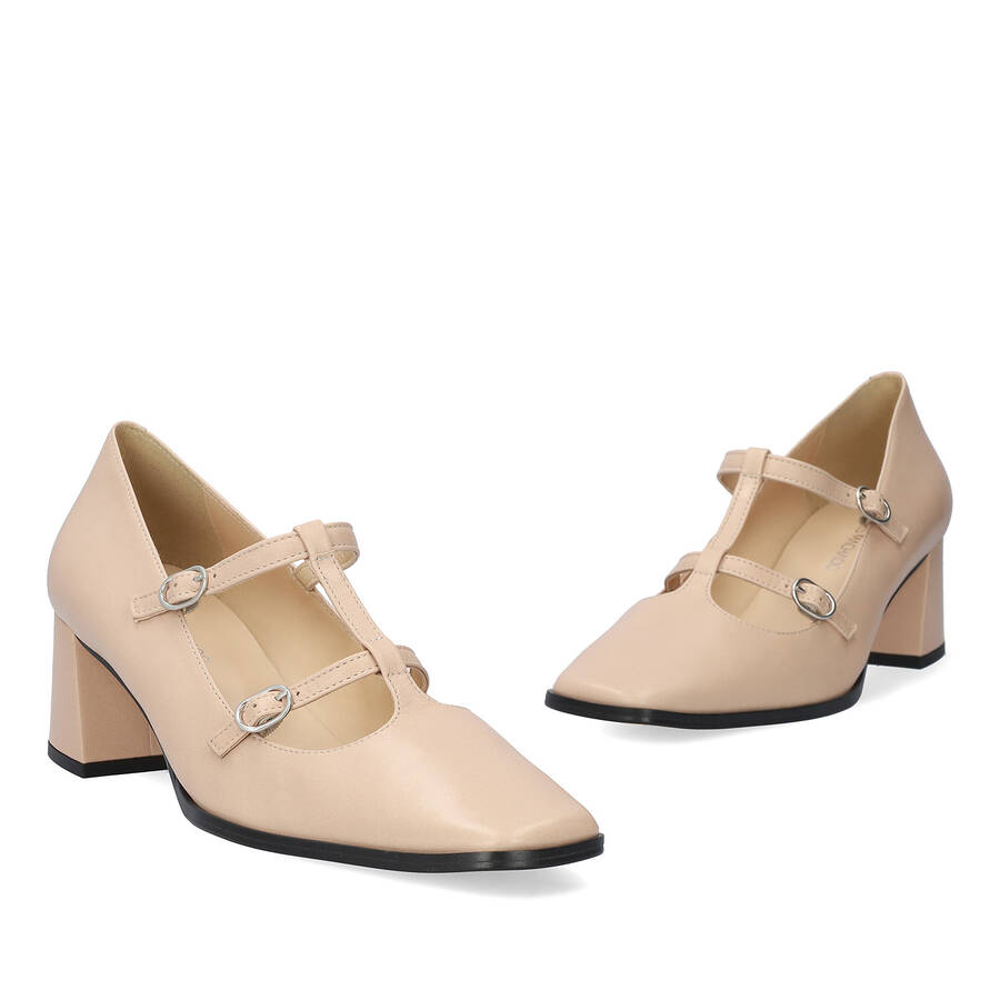 Court sand colour leather heeled shoes. 