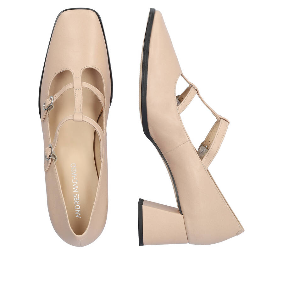 Court sand colour leather heeled shoes. 