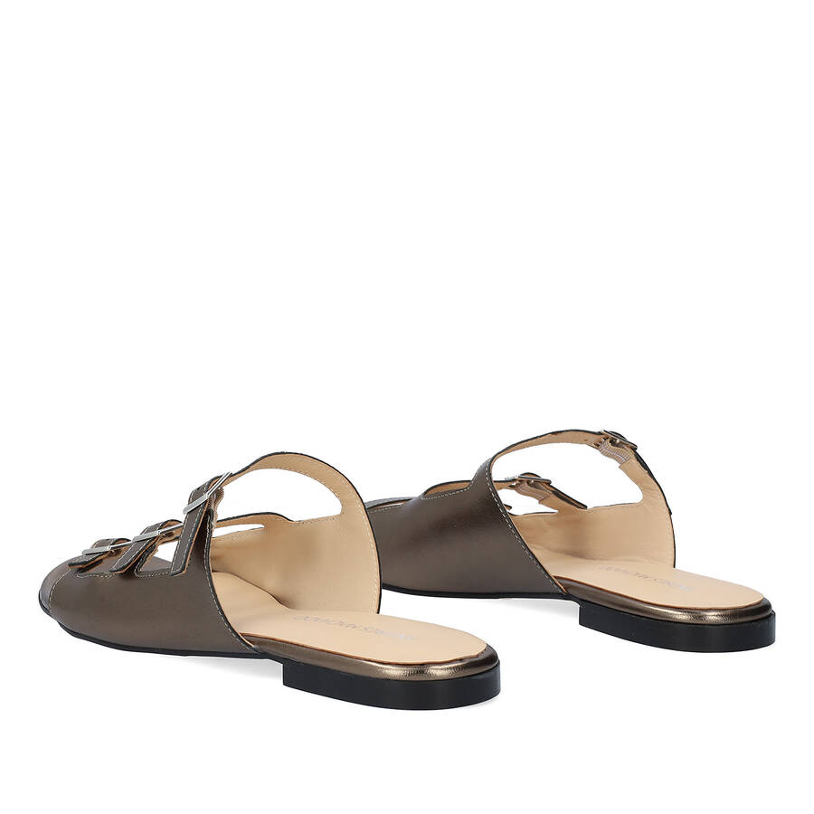 Bronce leather flat sandals 