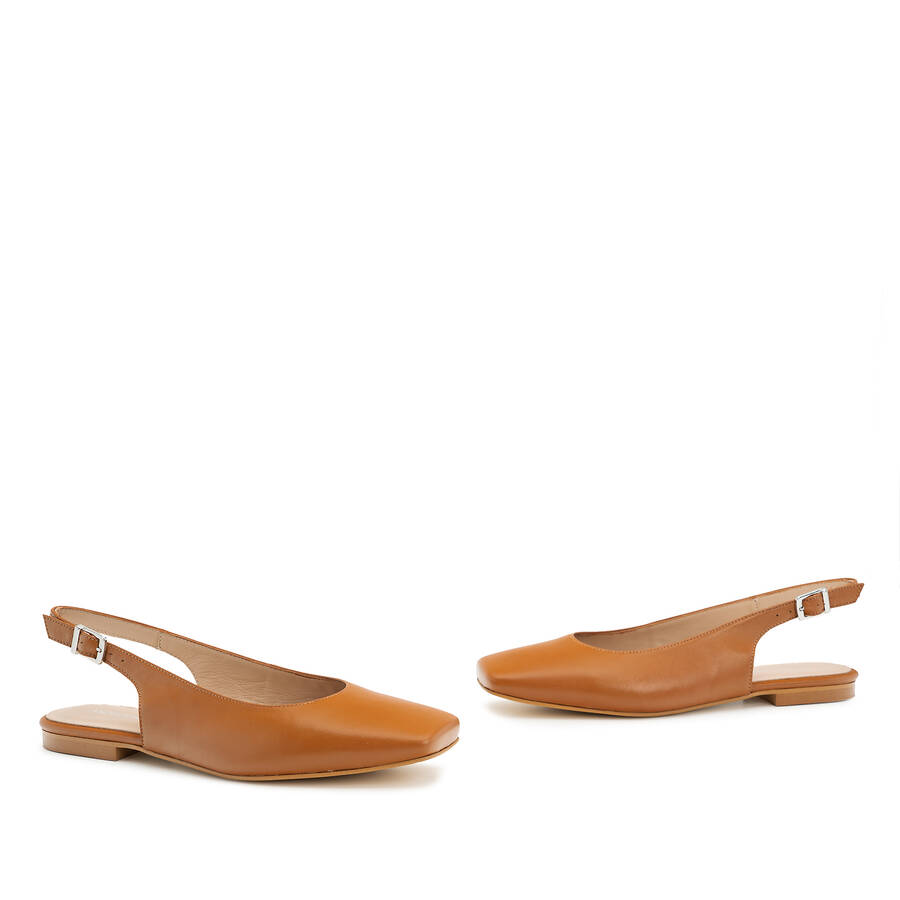 Slingback flats in brown leather 