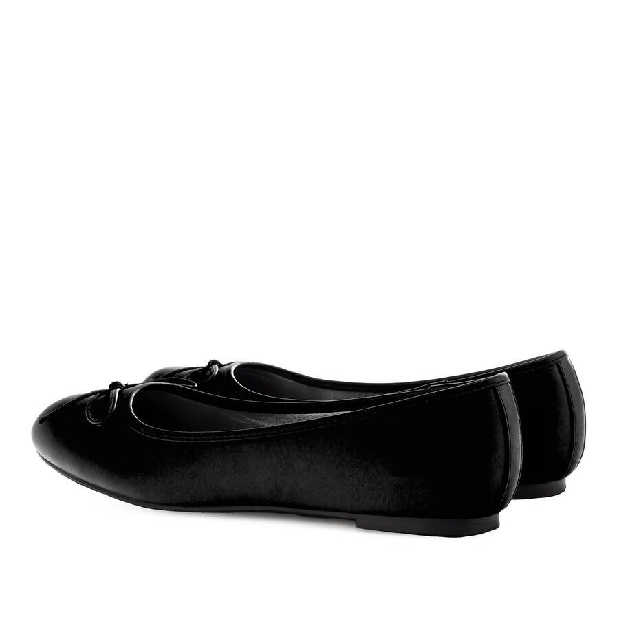 Classic Big Flat Ballerinas in Black Soft 