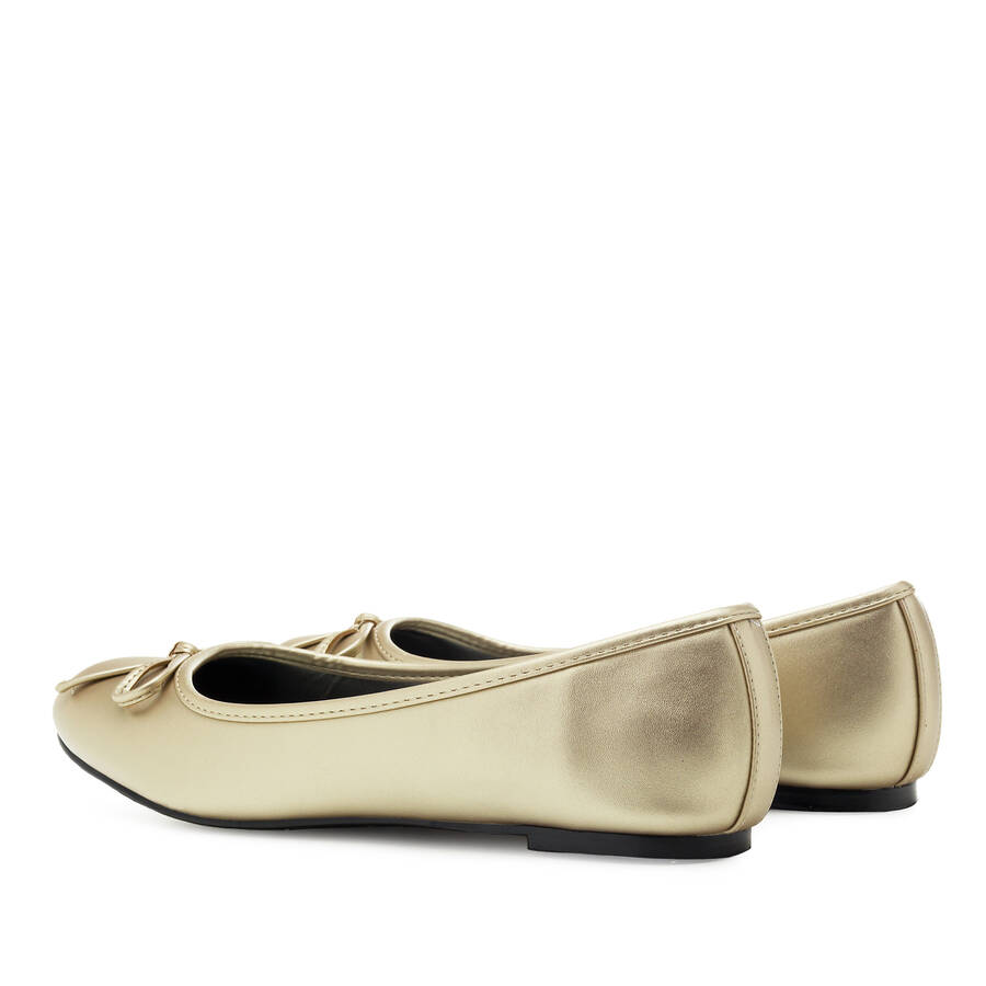 Classic Big Flat Ballerinas in Golden Soft 