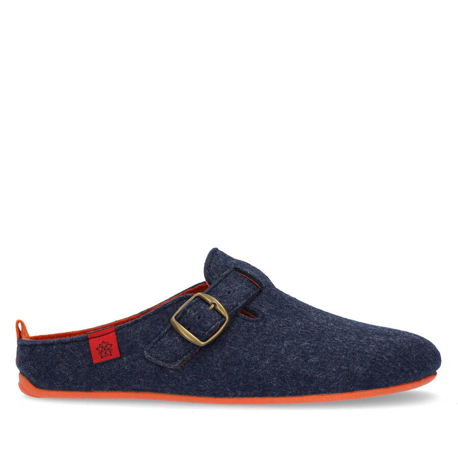 Unisex home slippers in blue felt and buckle detail 