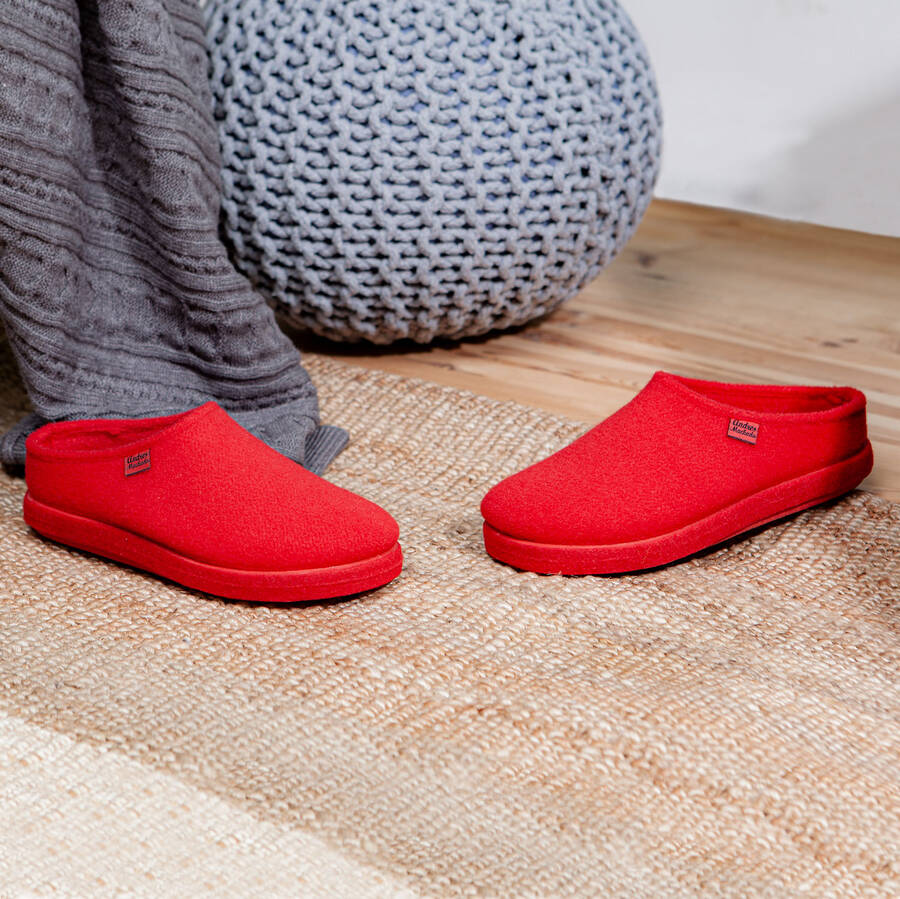 Very comfortable Red Felt Slippers with footbed 