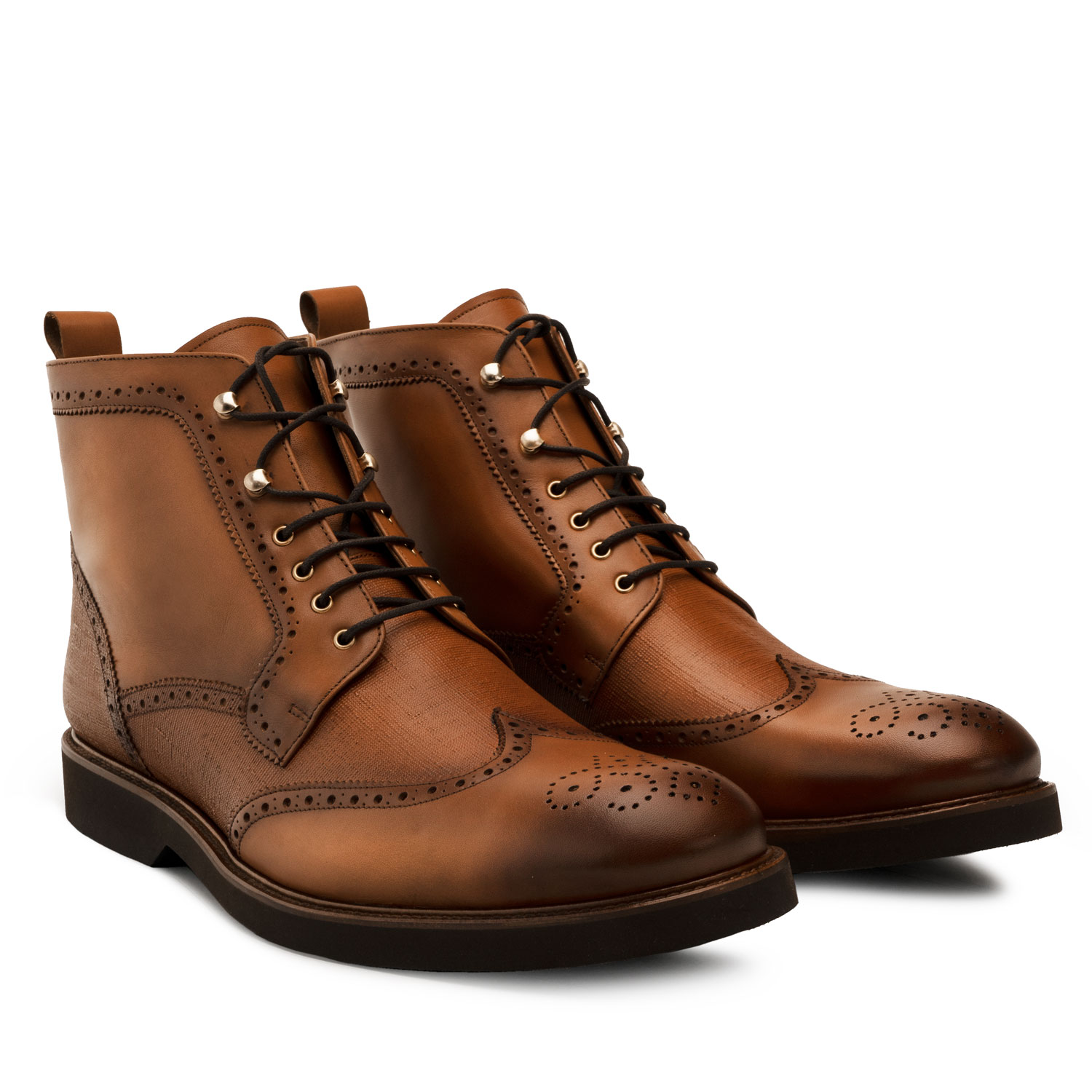 Wingtip Boots in Brown Leather 