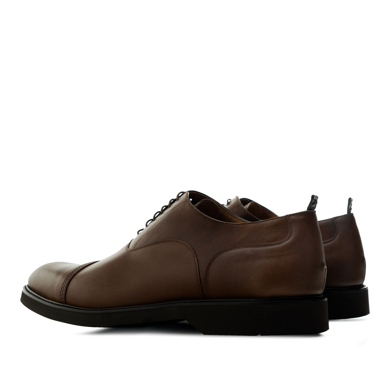 Chaussures style Oxford en cuir de couleur Marron 