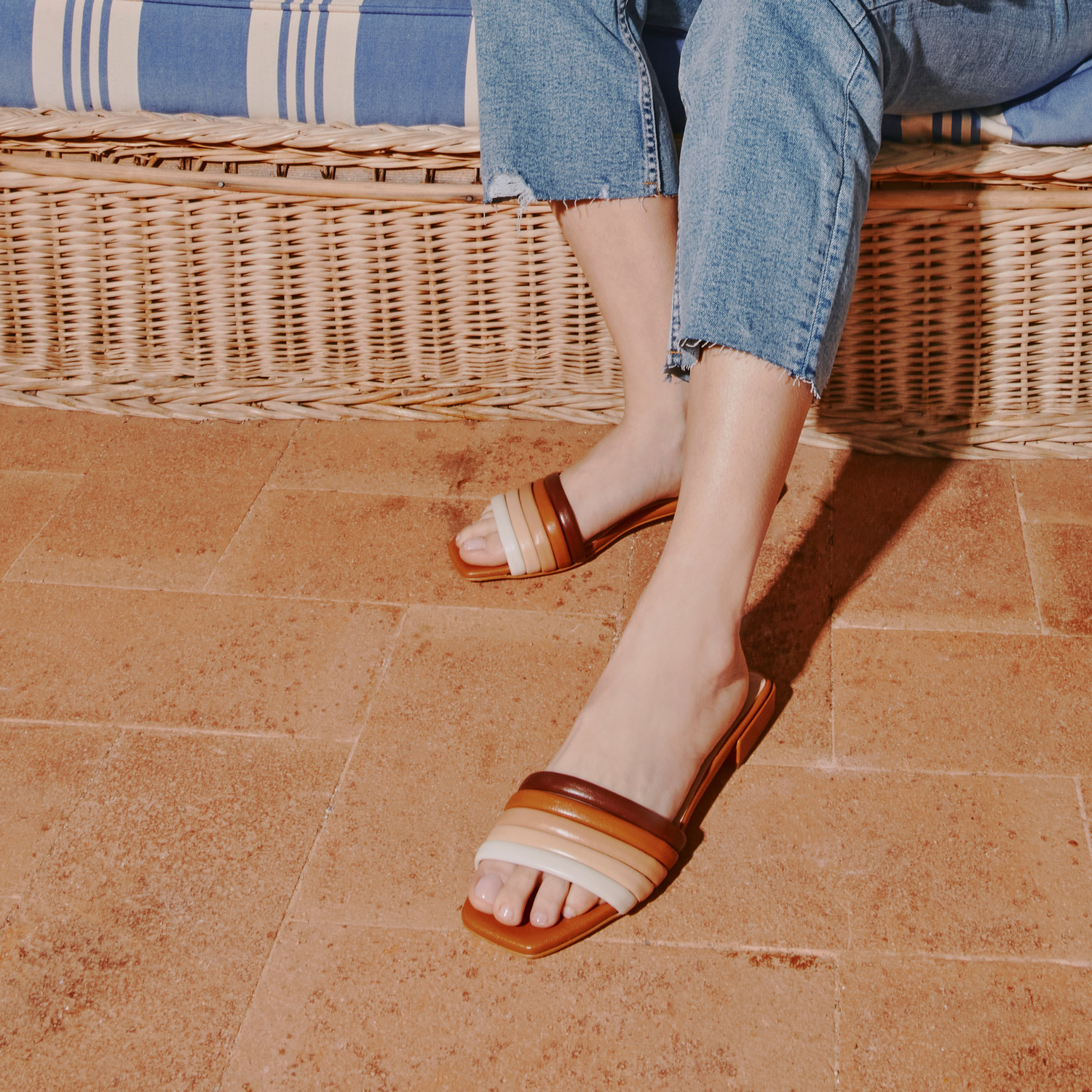 Flat Sandals in Multi-Colored Leather 