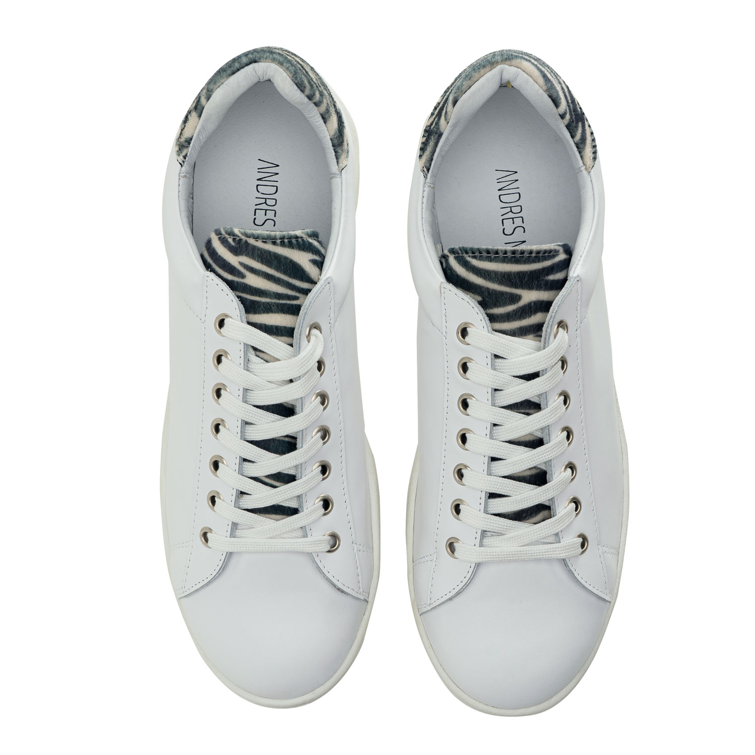 Sneaker aus hochwertigem Leder in weiß mit Zebramusterung - MADE in SPAIN 