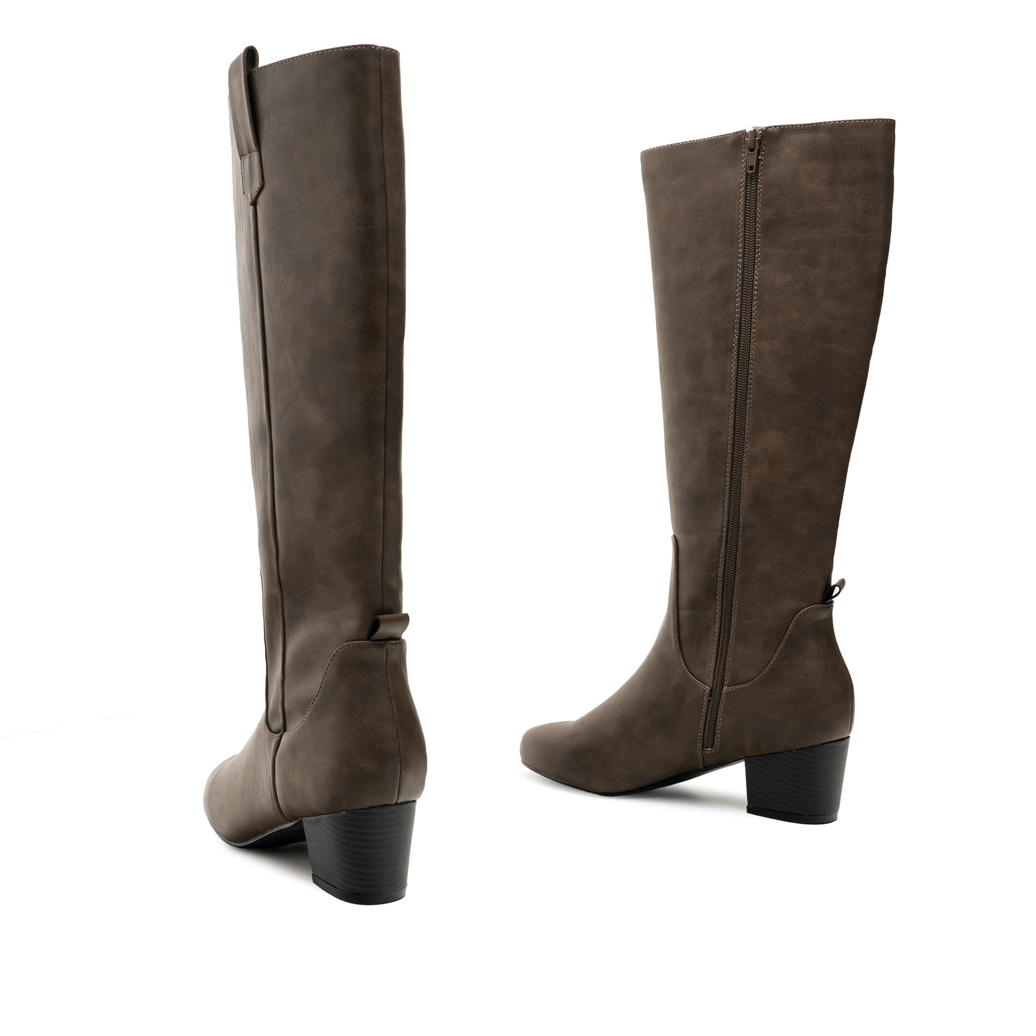 Mid-Calf Boots in Siena Faux Leather 