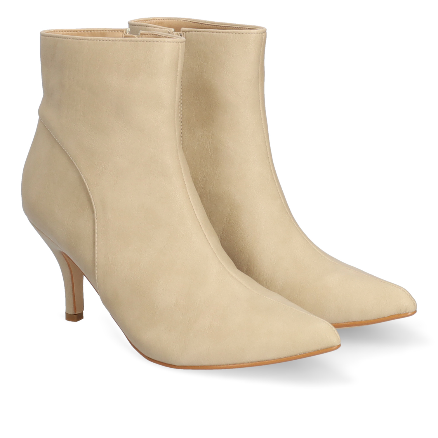 Mid-heel booties in ivory faux leather 