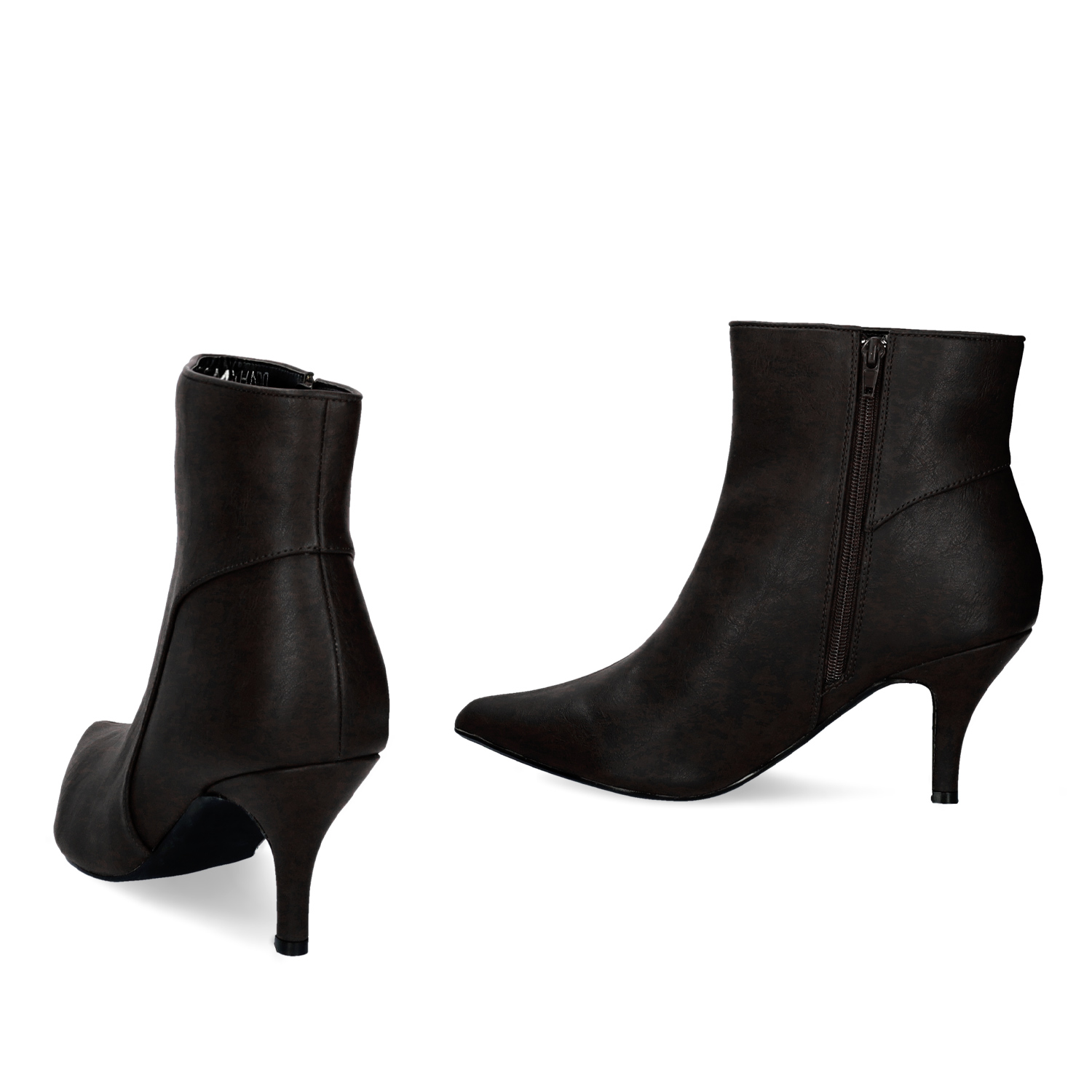 Mid-heel booties in black faux leather 