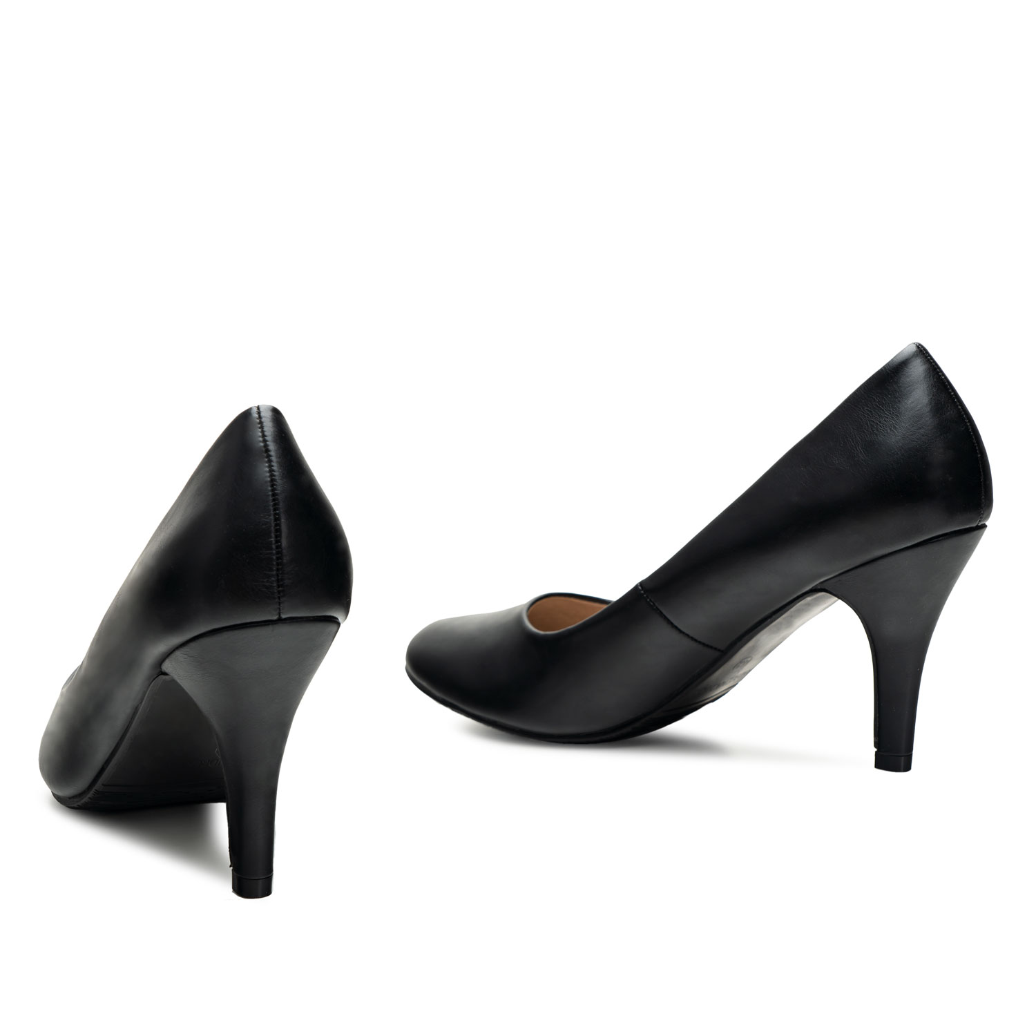 Retro High Heel Pumps in Black faux Leather 