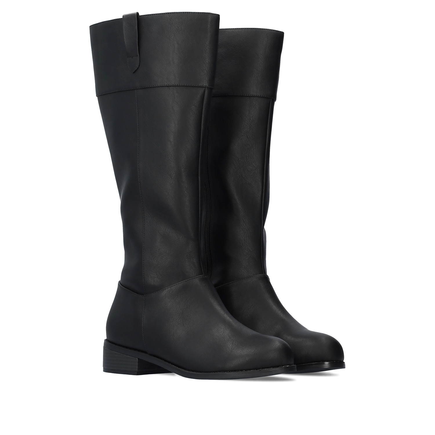 Flat high-calf boots in black faux leather. 