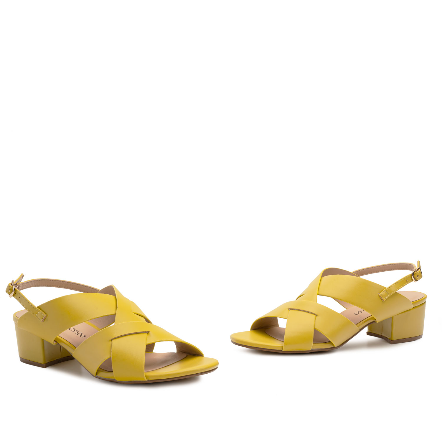 Sandaletten aus gelbem Lederimitat 