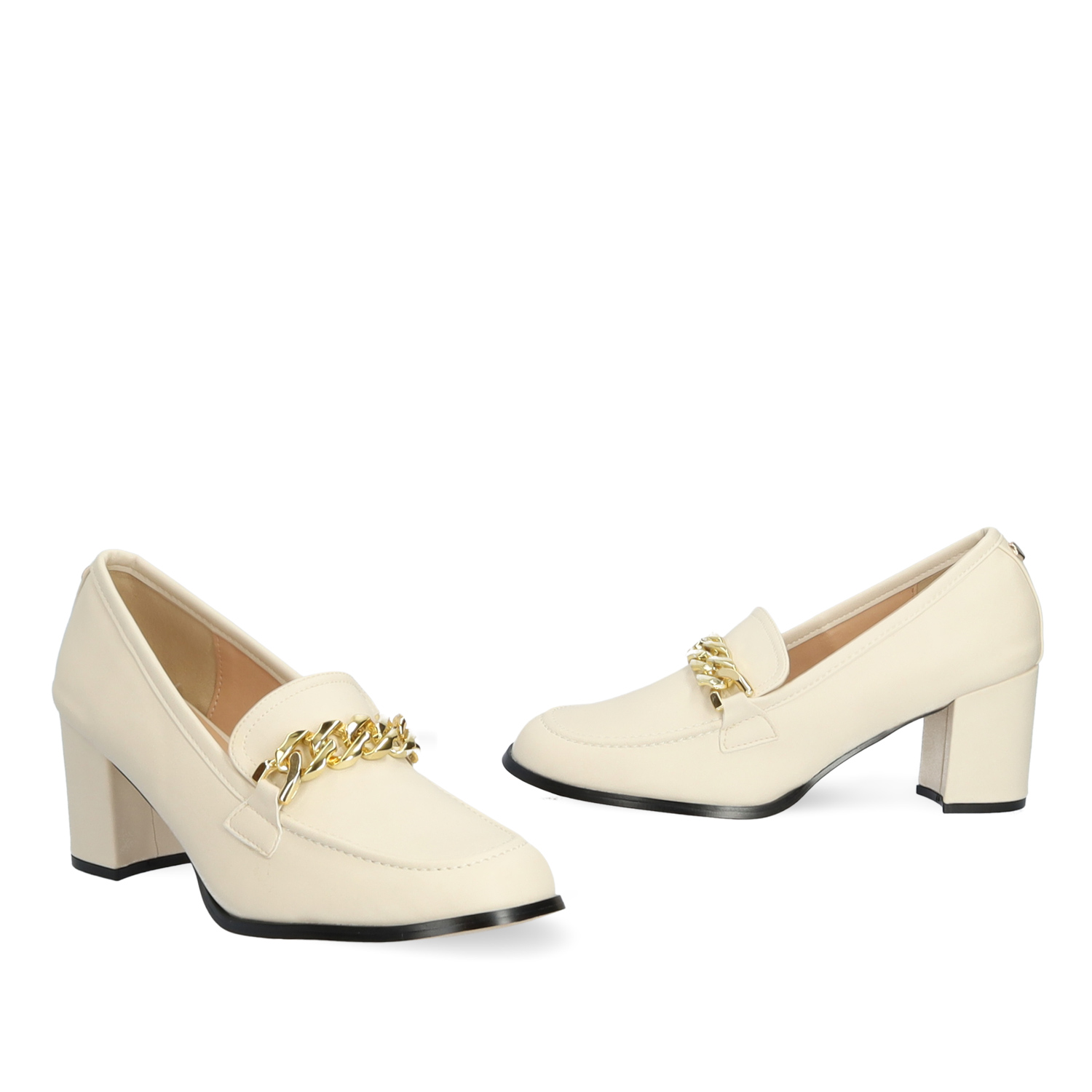 Heeled moccasins in white faux leather and gold chain link detail 