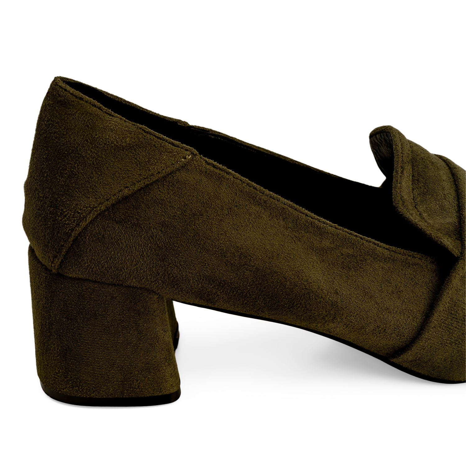 Heeled moccasin in kiwi faux suede 