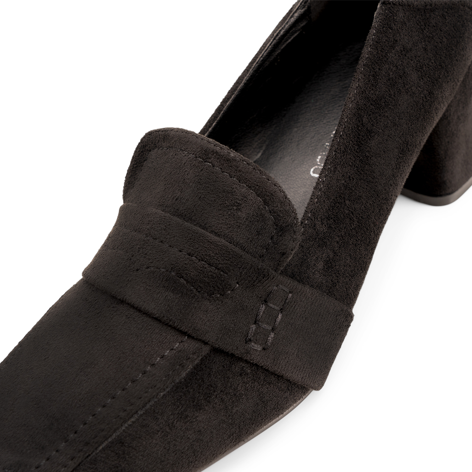 Heeled moccasin in black faux suede 