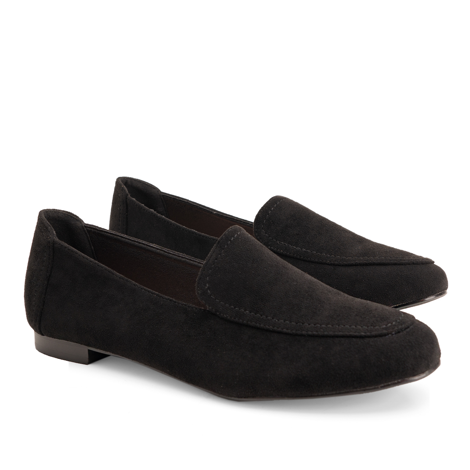 Moccasins in black faux suede 