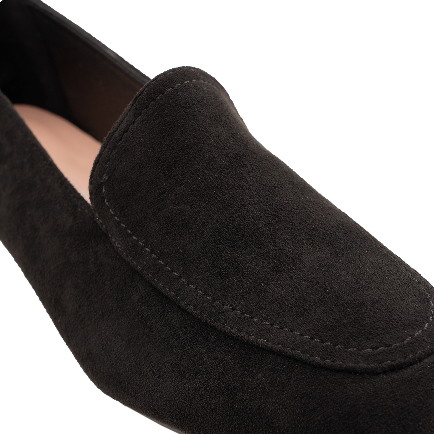 Moccasins in black faux suede 