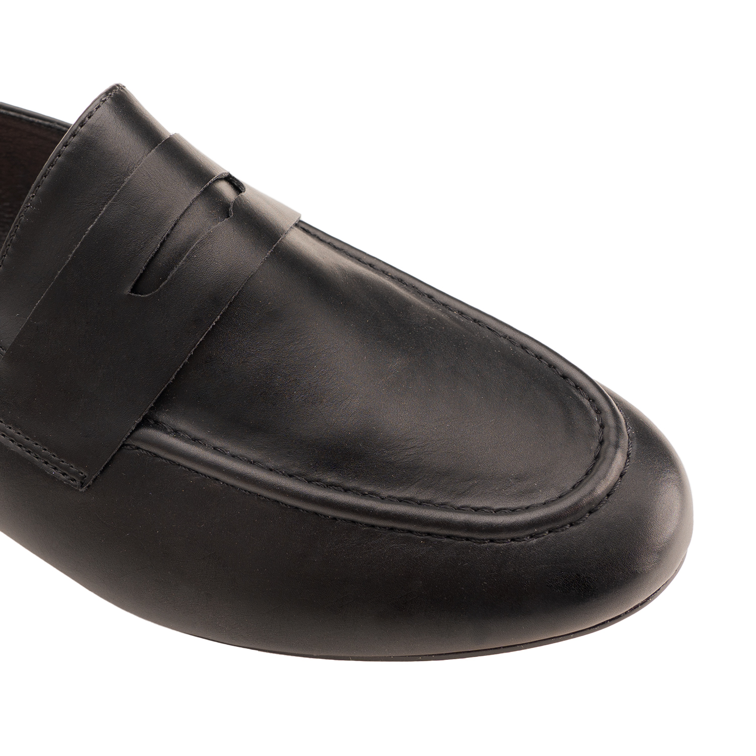 Penny loafer in black faux leather 