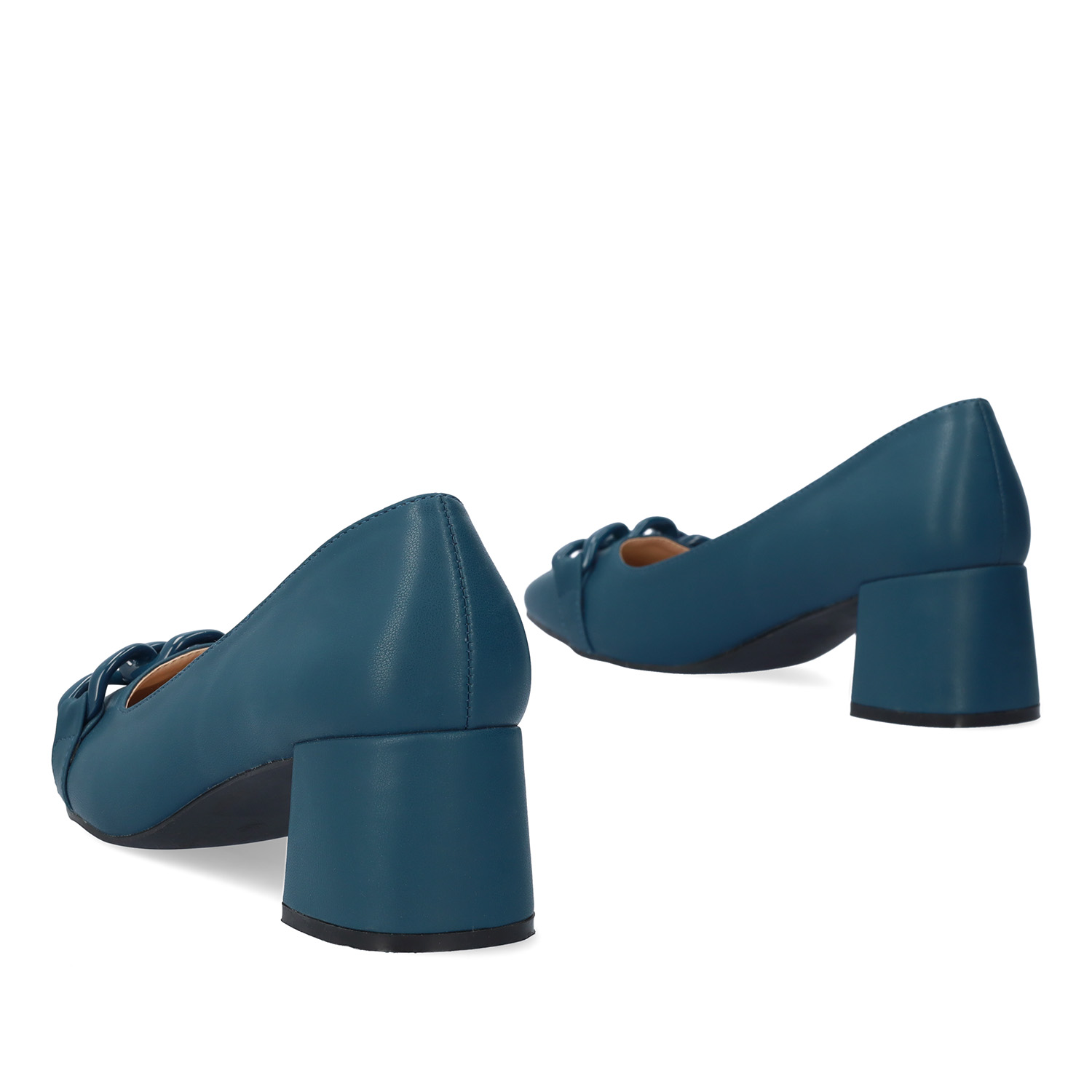 Heeled shoes in blue faux leather 