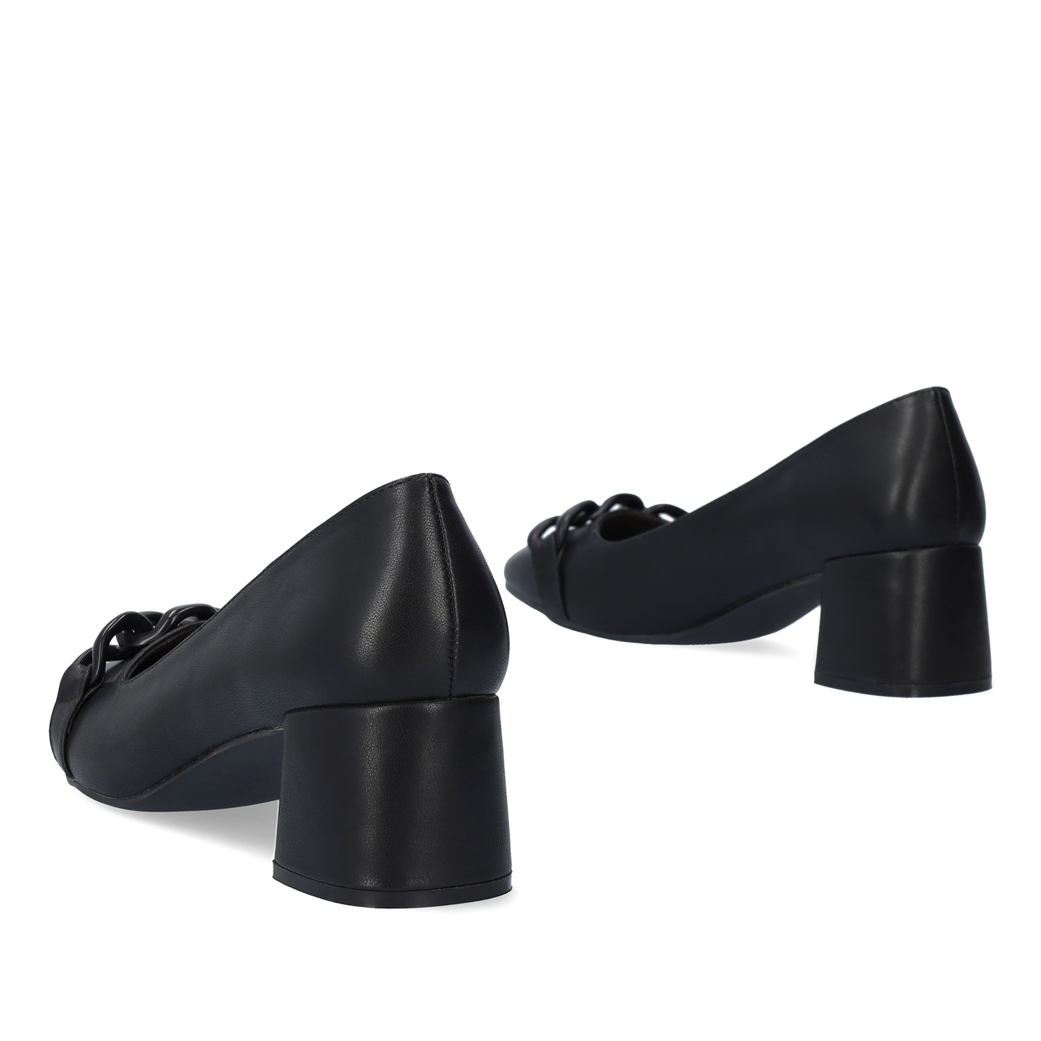Heeled shoes in black faux leather 