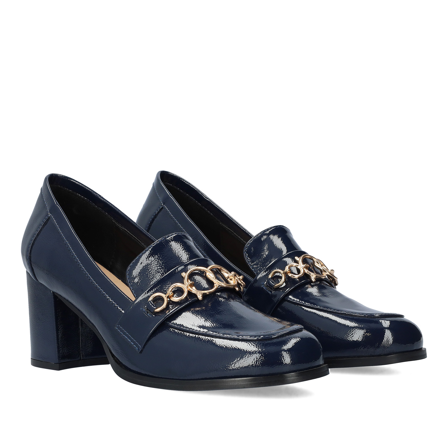 Heeled moccasins in navy patent 