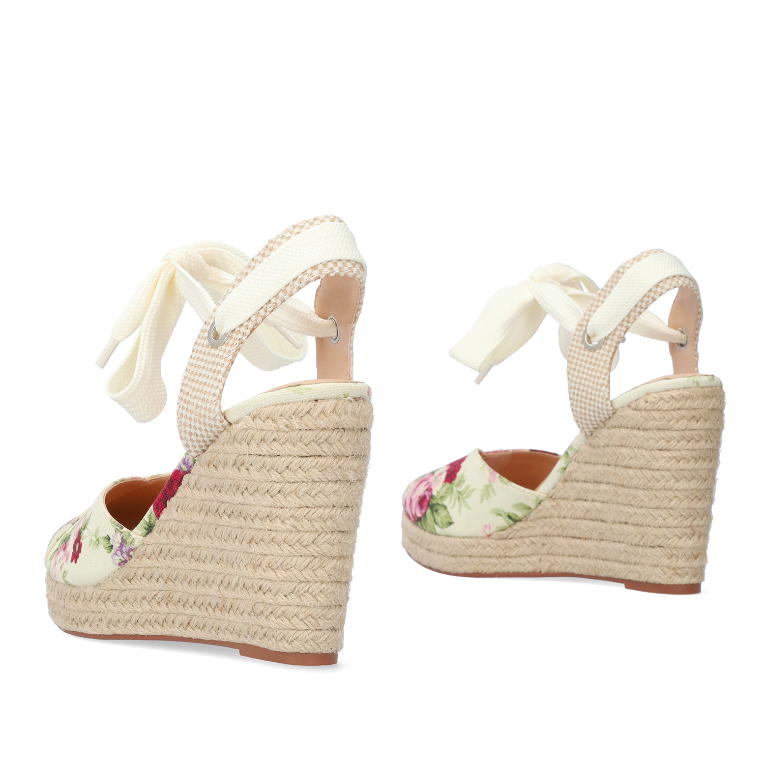 Beige fabric espadrille with jute wedge 