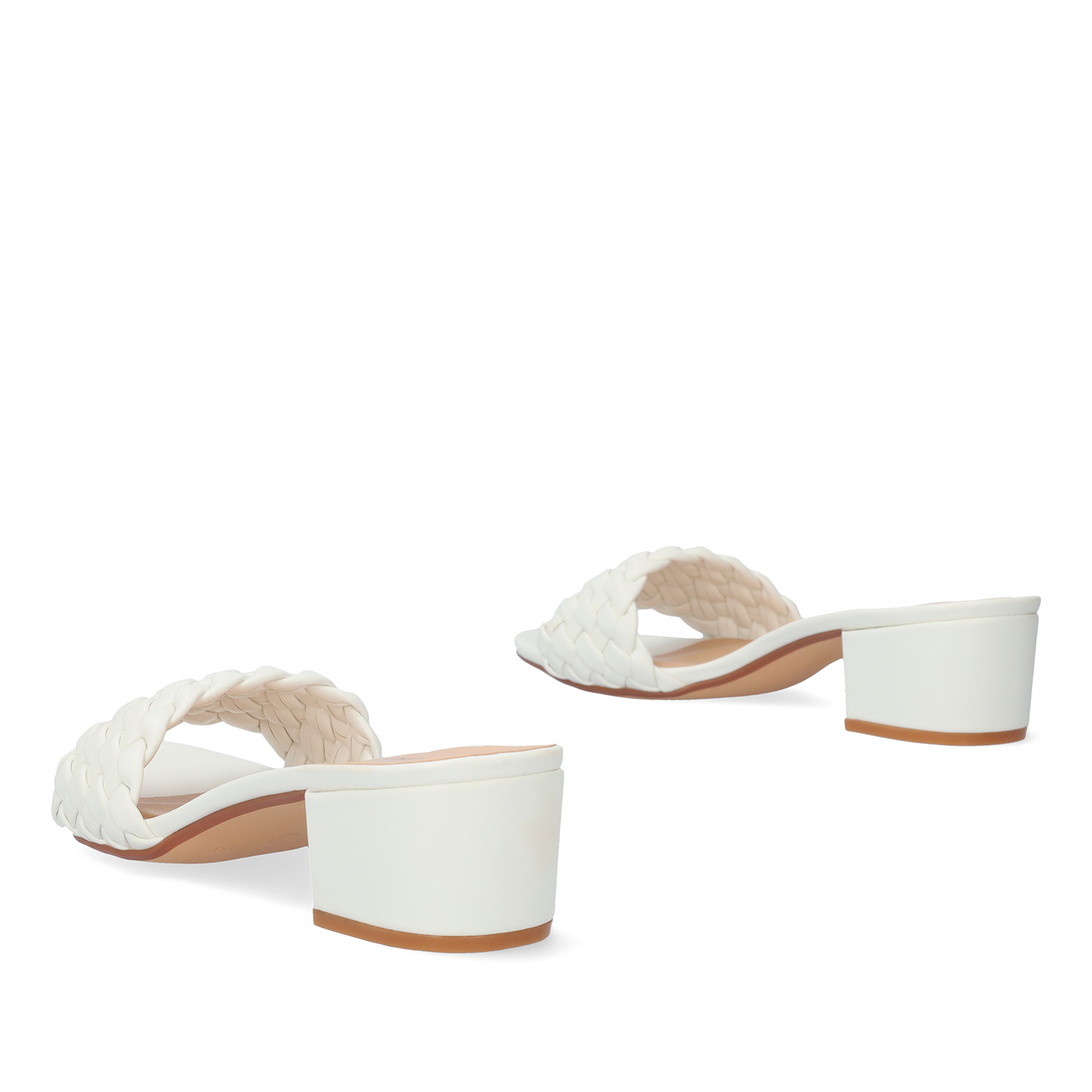 Squared heel mule in soft white material 