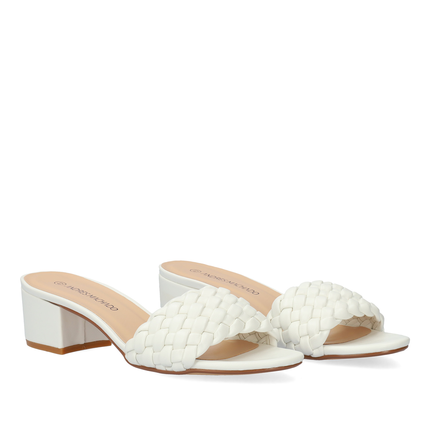 Squared heel mule in soft white material 