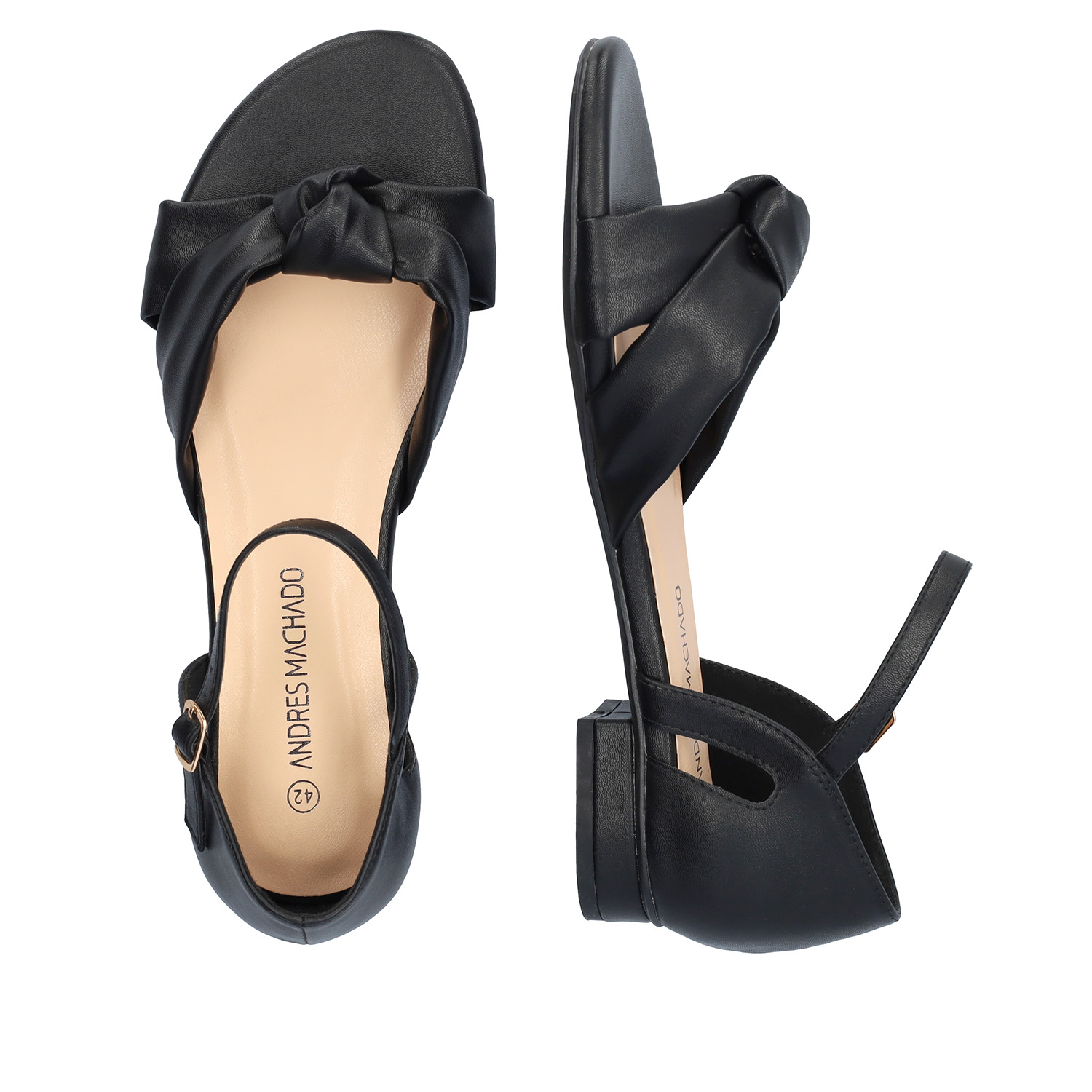 Flat sandals in soft black colored material 