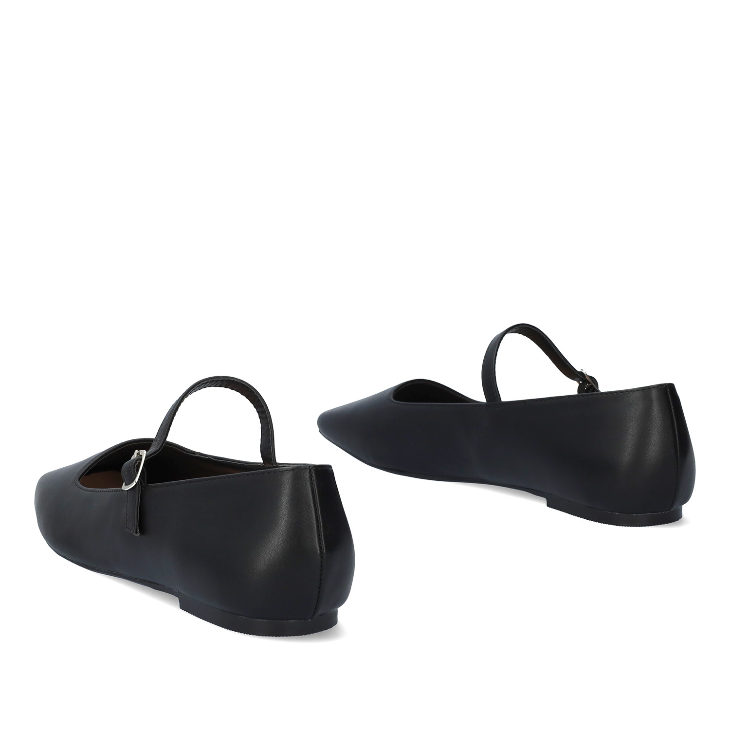 Flat black ballerinas made in soft faux leather 