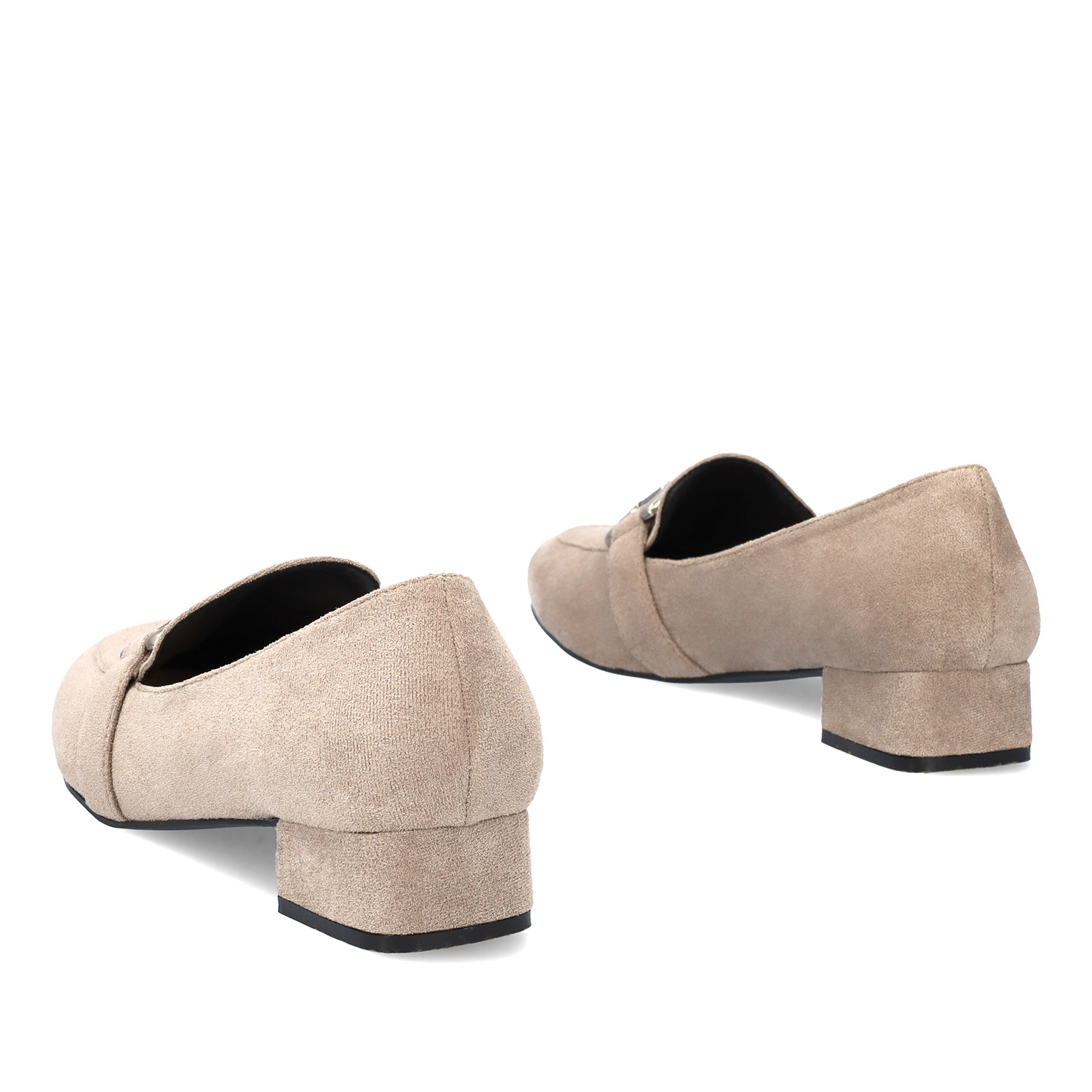 Heeled loafer in grey suede material 