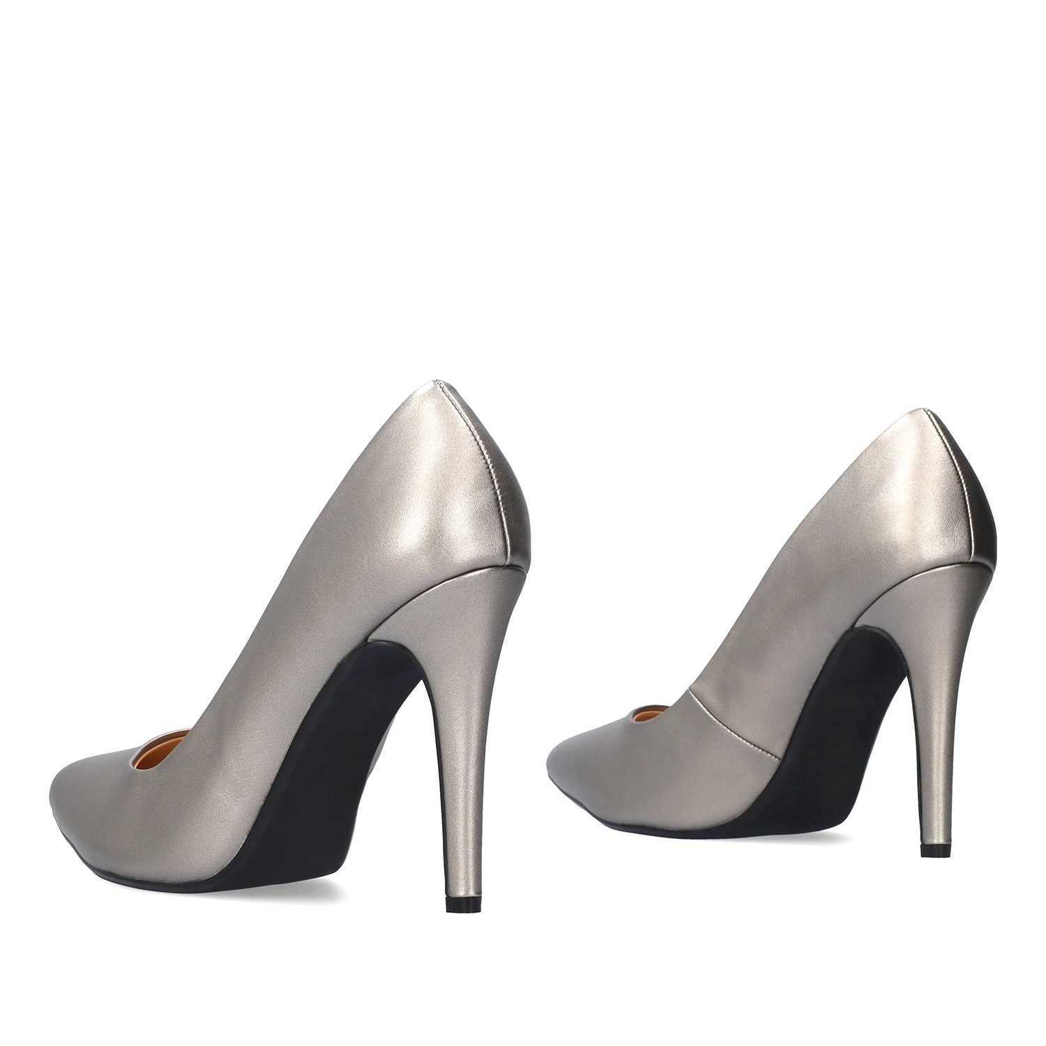 Old silver coloured soft faux leather heeled pumps 