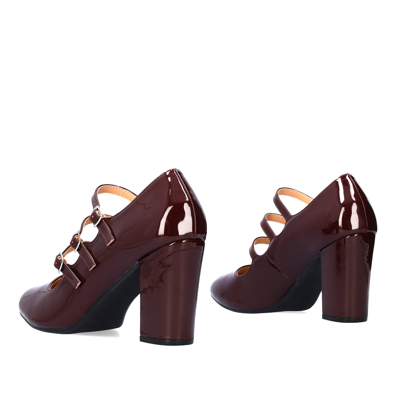 Heeled Mary Jane in garnet red patent soft leather 