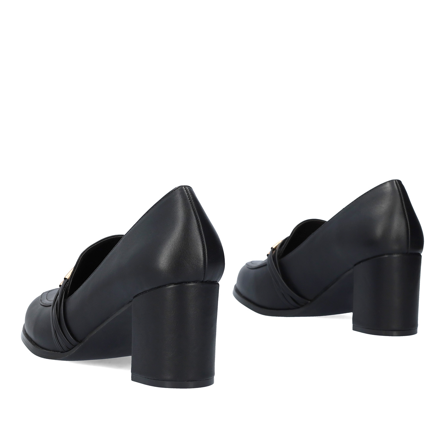 Heeled loafer in black soft faux leather 