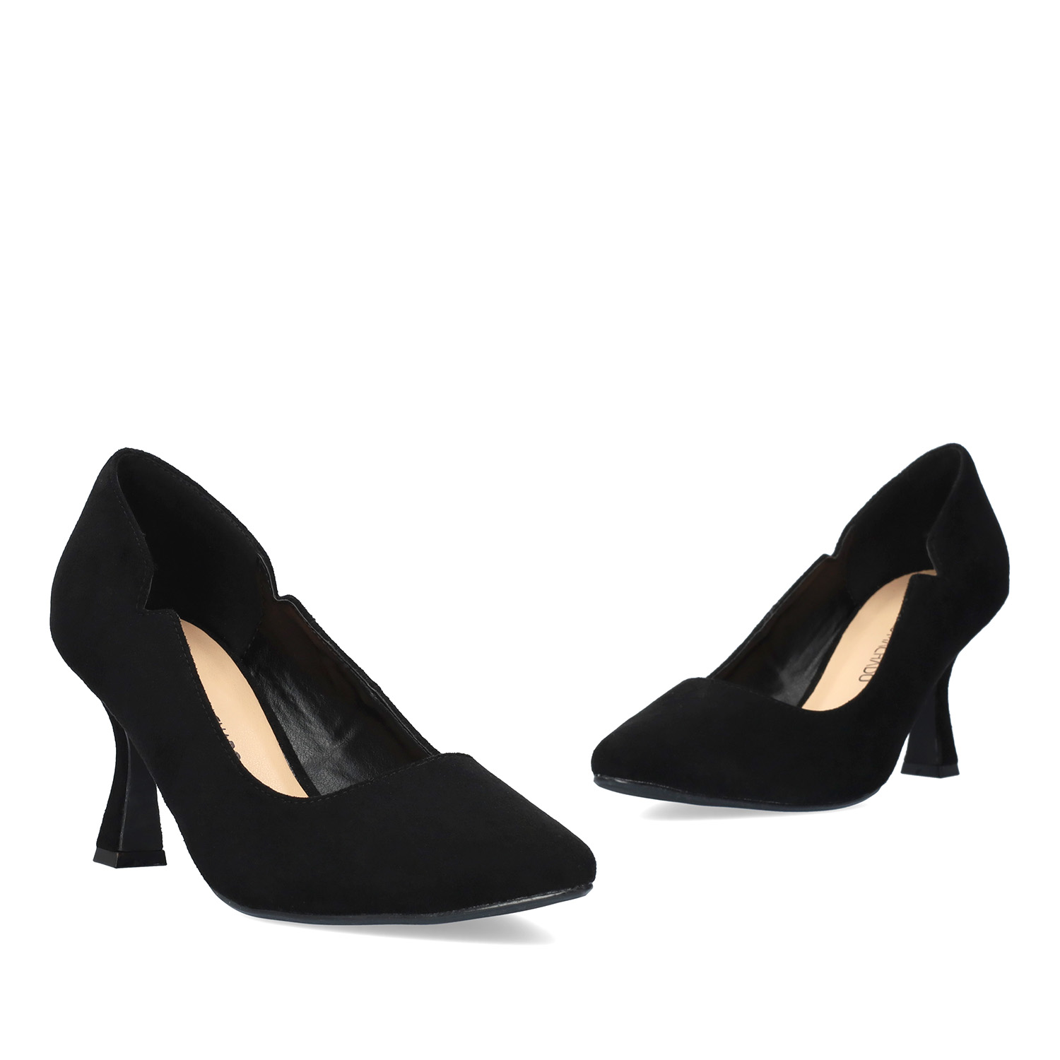 Kitten Heeled pumps in faux black suede 