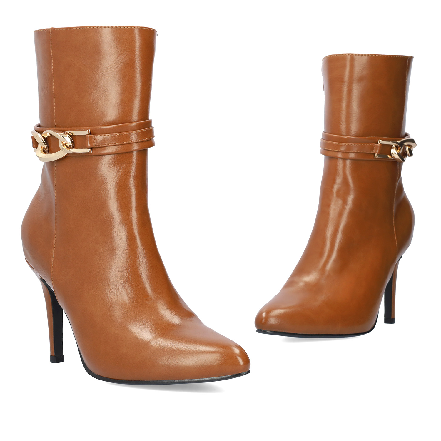 Heeled booties in soft camel faux leather 