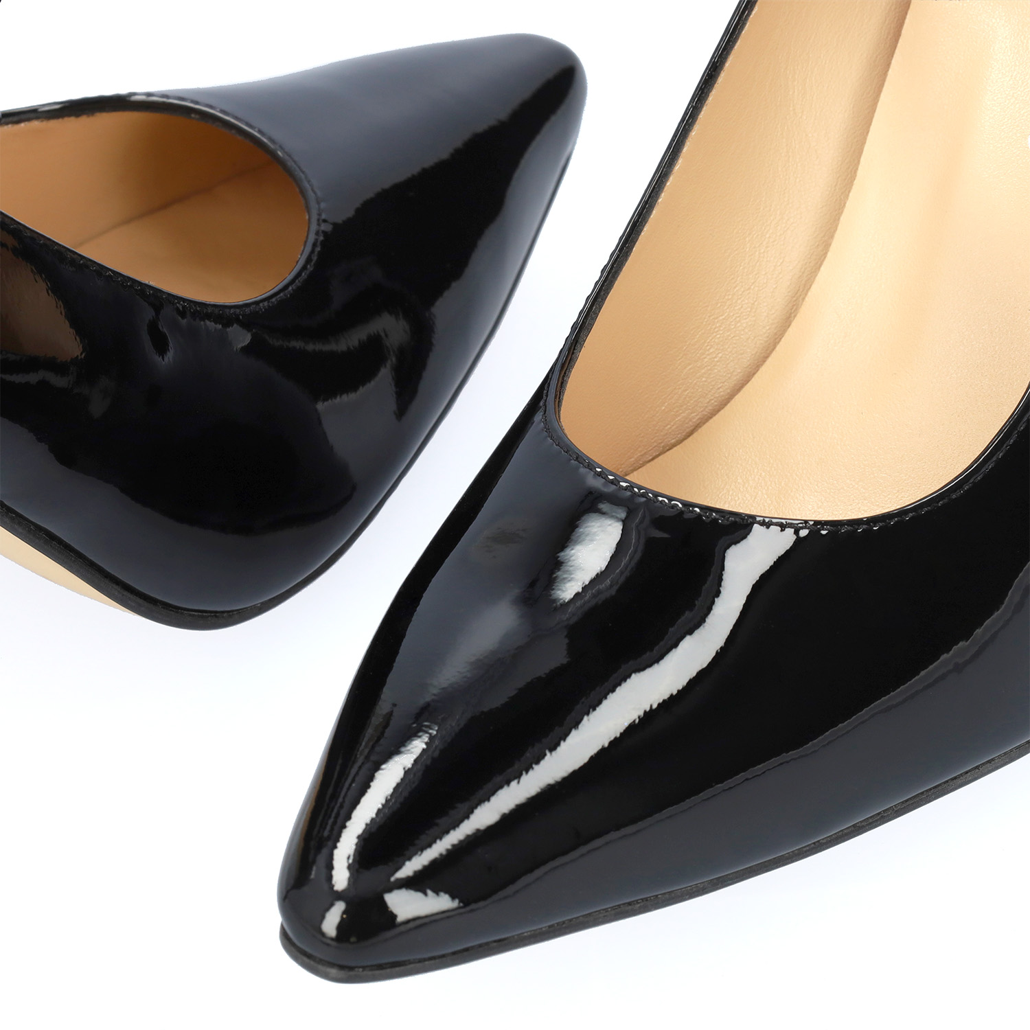 Black patent leather stiletto 