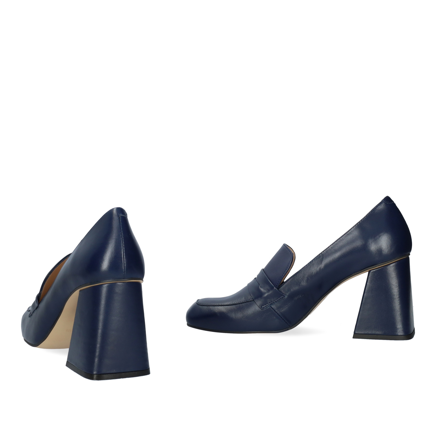 Heeled loafers in navy leather 