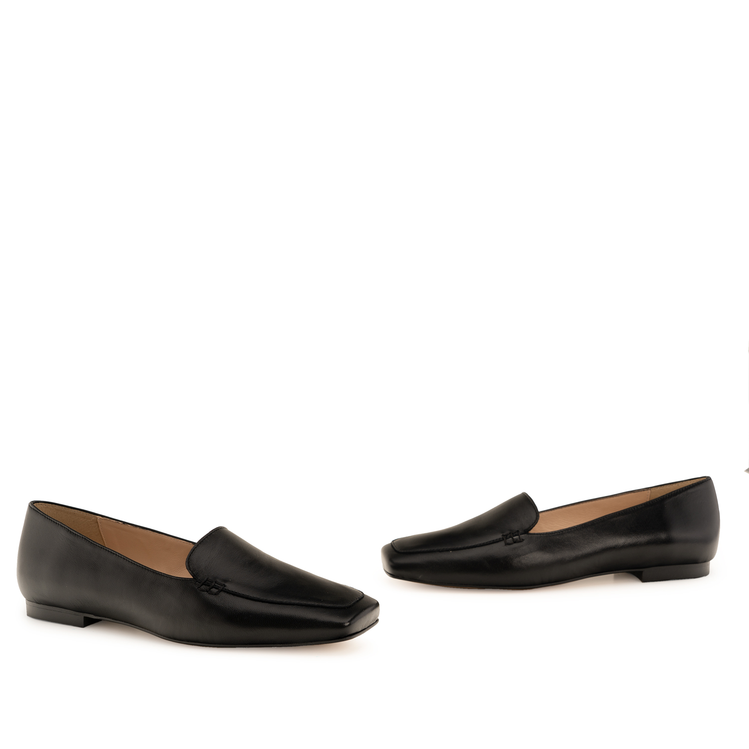 Loafers in Black Leather 