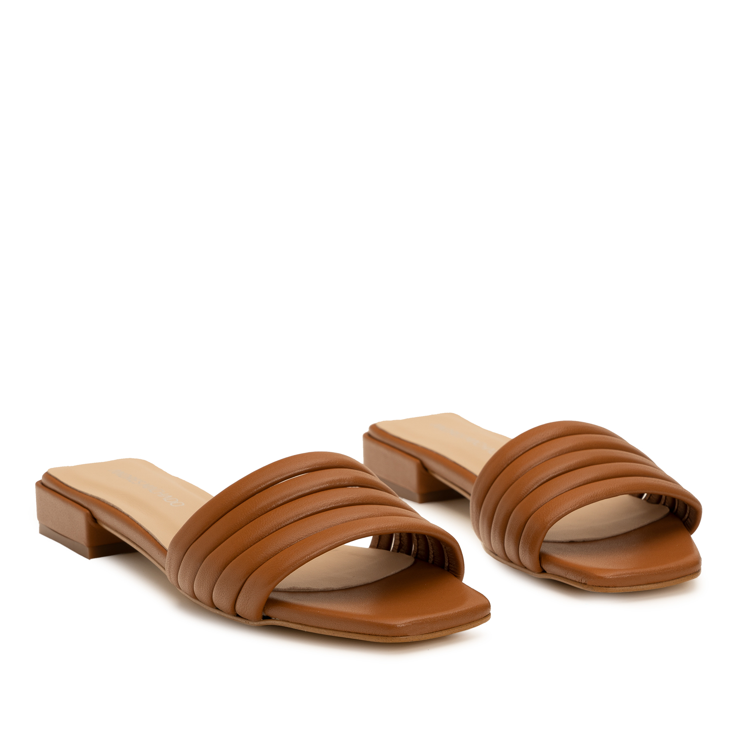 Sandales talon bloc en cuir marron 