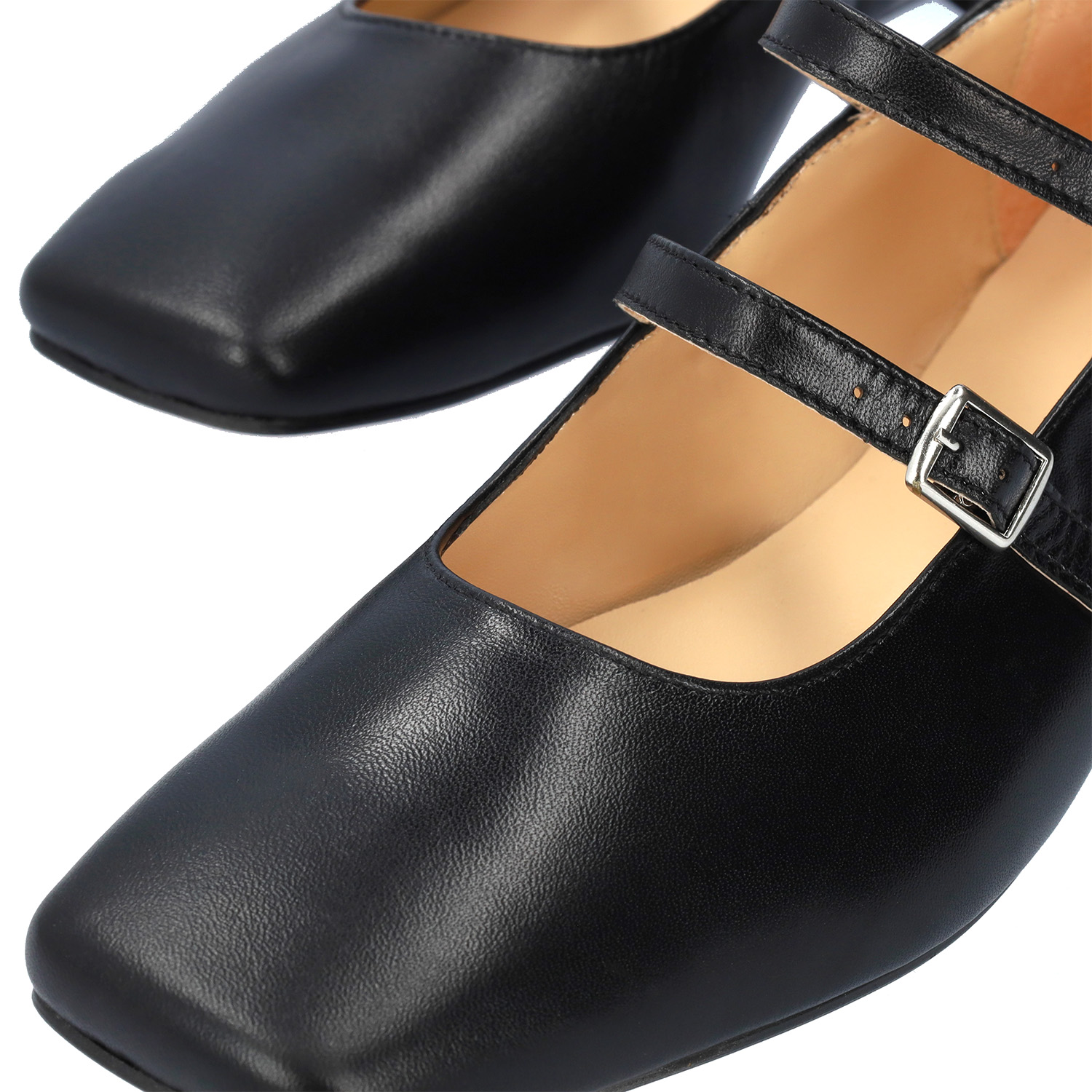 Ballerines plates en cuir noir 