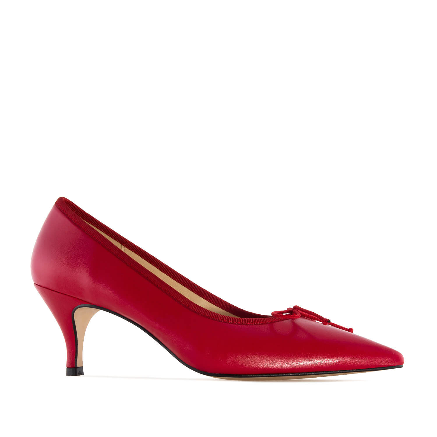 Fine Tip Red Leather Heeled Shoes 