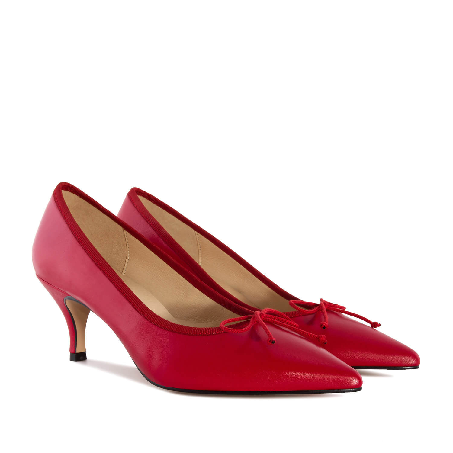 Fine Tip Red Leather Heeled Shoes 
