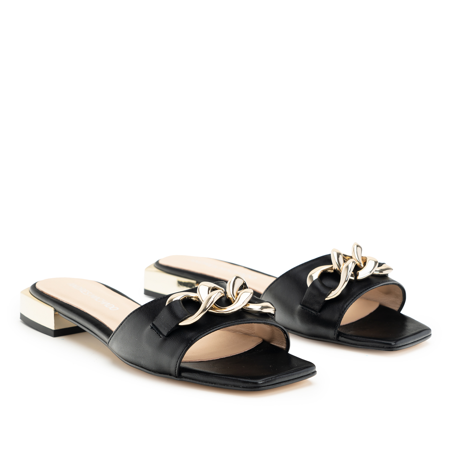 Flat Sandal in Black Leather and Chain Detail 