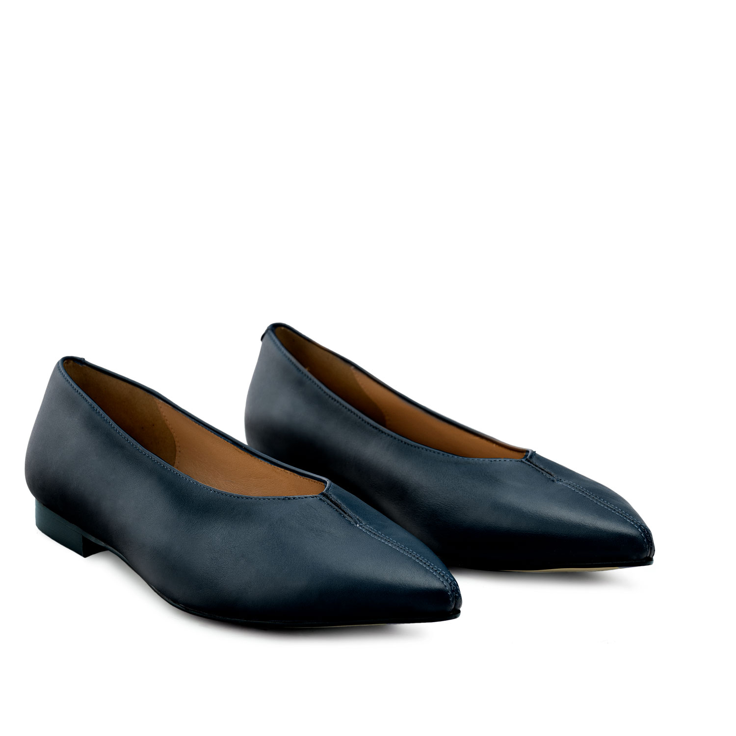Flat Slip-on Shoes in Navy Leather 