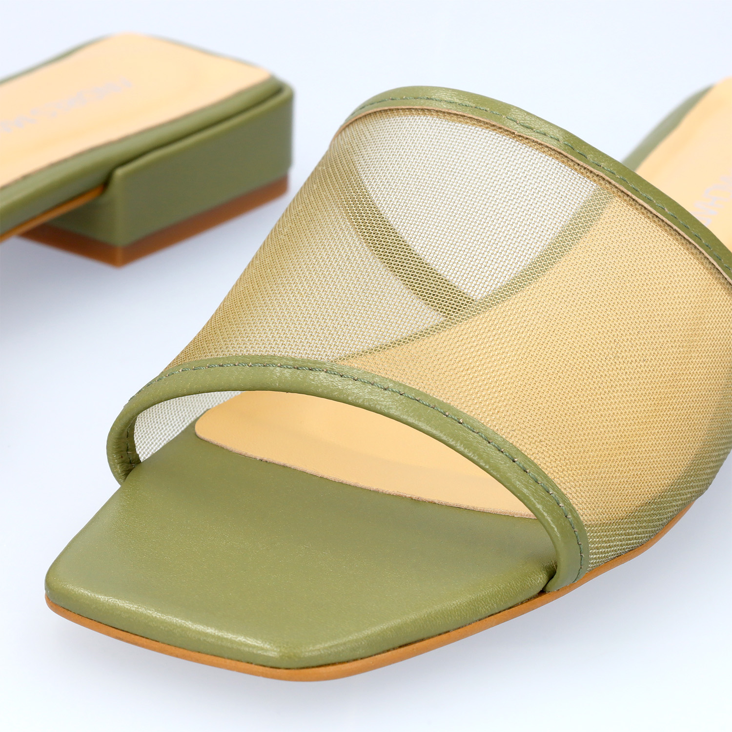 Kaki leather flat sandals 